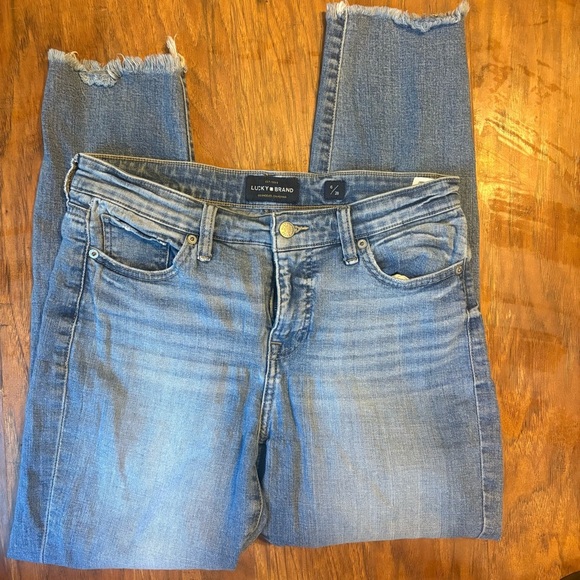 Lucky Brand Blue Ankle Cropped Denim - Picture 6 of 9